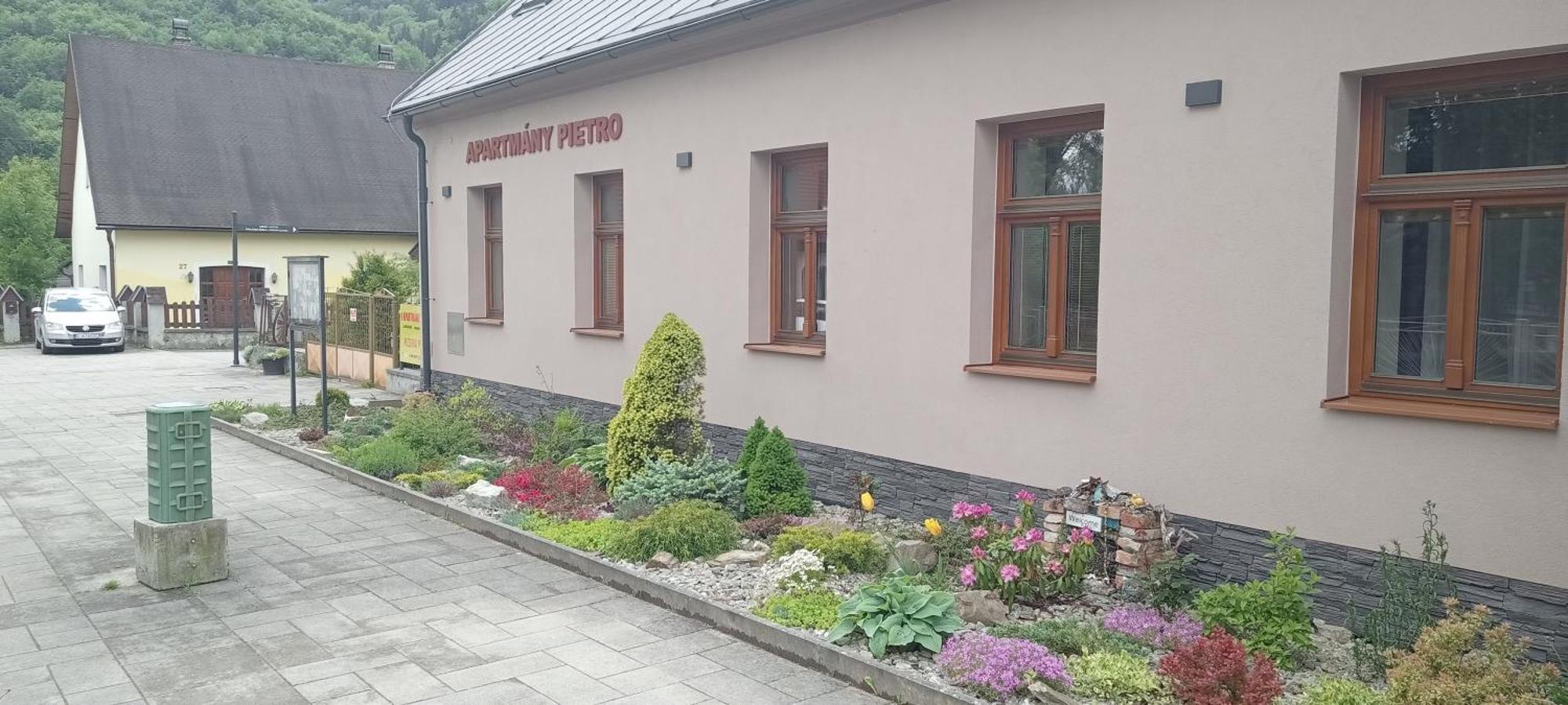 Apartmany Pietro Oravsky Podzamok Buitenkant foto